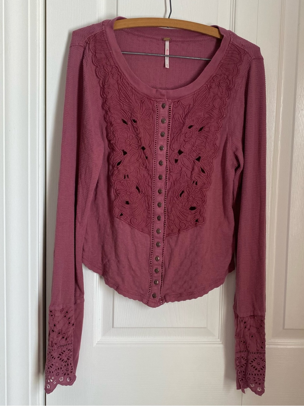 Free People Jae Knit Ribbed Henley Bodice Eyelet Crochet Lace Deep Berry XL Top